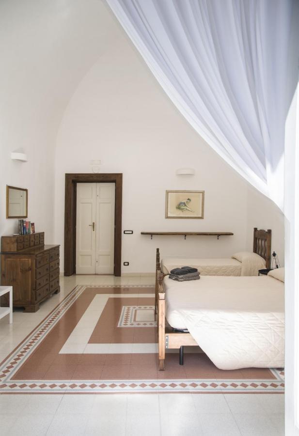 Palazzo Italia Apartments Bari Buitenkant foto