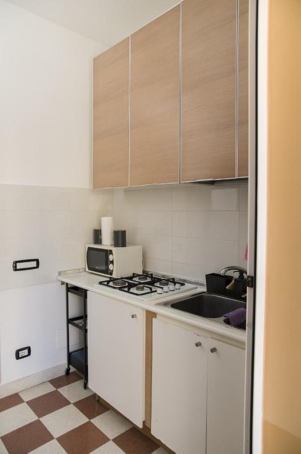 Palazzo Italia Apartments Bari Buitenkant foto