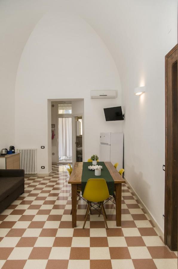Palazzo Italia Apartments Bari Buitenkant foto