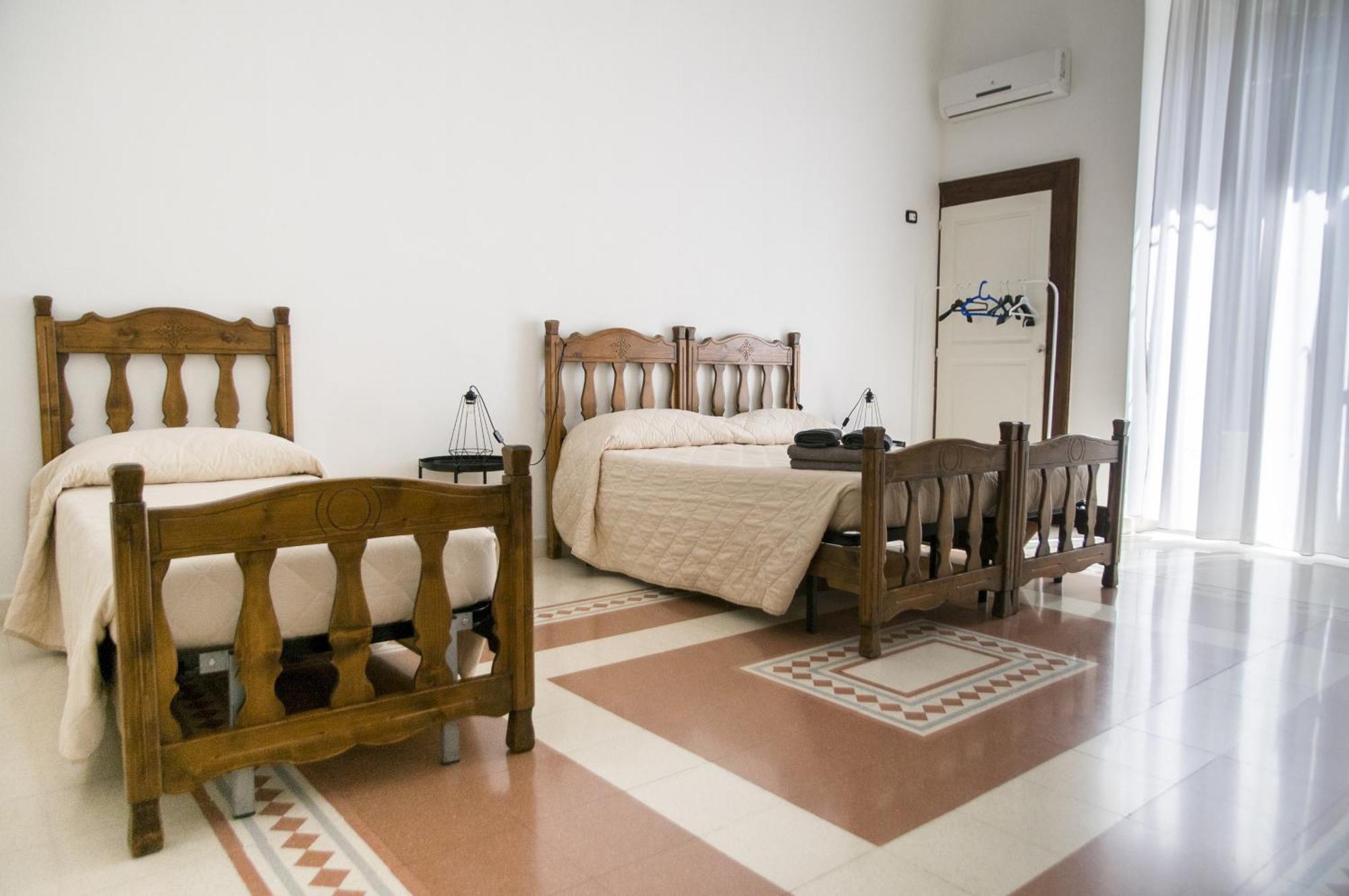 Palazzo Italia Apartments Bari Buitenkant foto